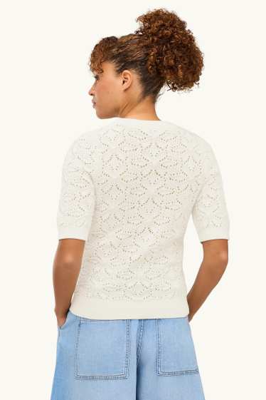 Women - Knitted jumper - short sleeve - white