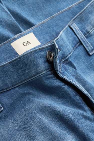 Home - Bermudes cargo - texà blau