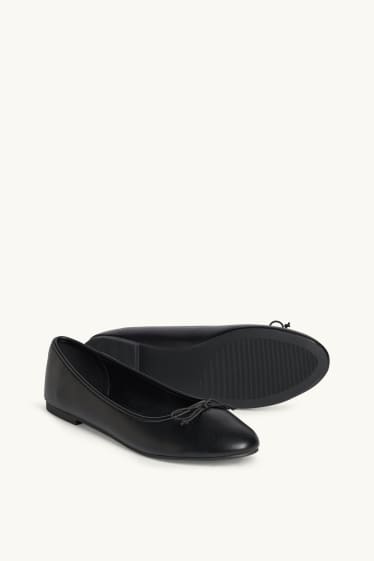 Damen - Ballerinas - Lederimitat - schwarz