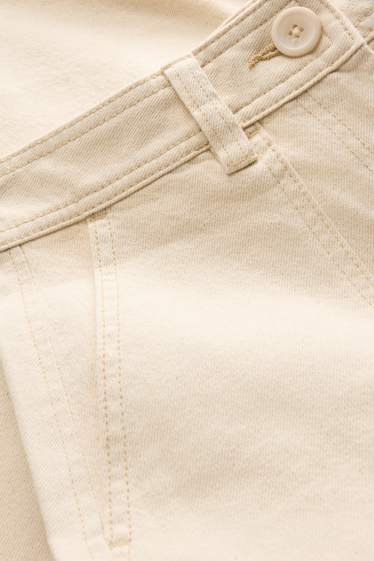 Damen - Barrel Jeans - High Waist - cremefarben