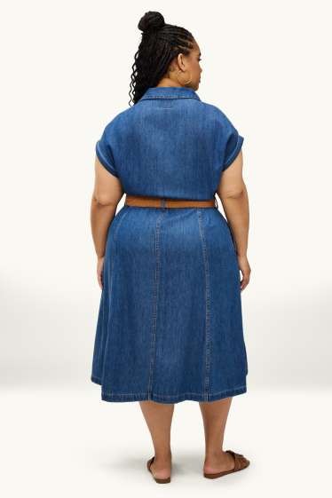 Mujer - Vestido camisero vaquero con escote en pico y cinturón - vaqueros - azul