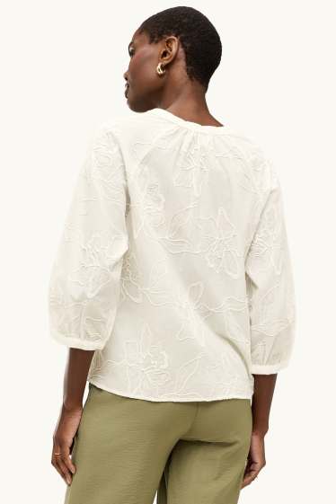 Damen - Bluse mit V-Ausschnitt - geblümt - strukturiert - weiß