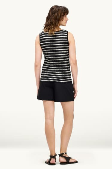 Dona - Pantalons curts - mid waist - negre