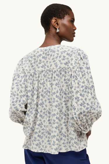 Damen - Bluse - geblümt - blau / weiß