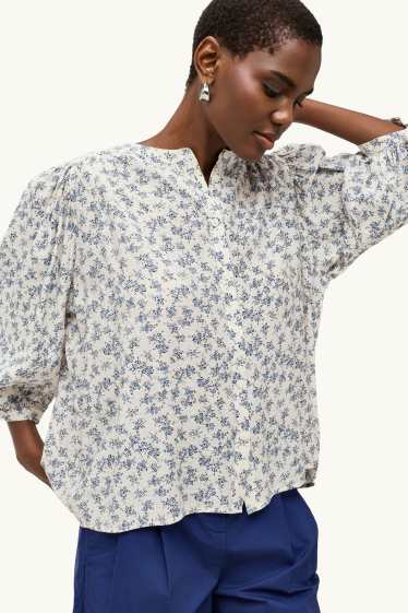 Damen - Bluse - geblümt - blau / weiß