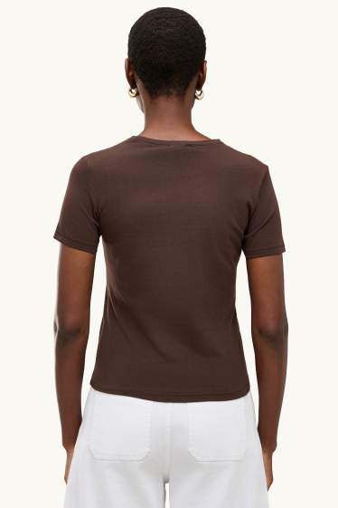 Dames - T-shirt - slim fit - donkerbruin