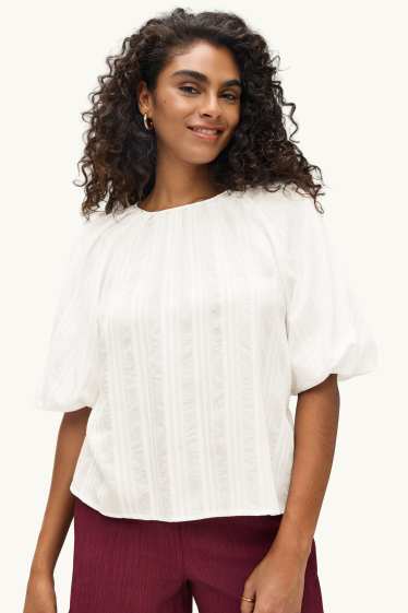 Femmes - Chemisier - finition texturée - blanc