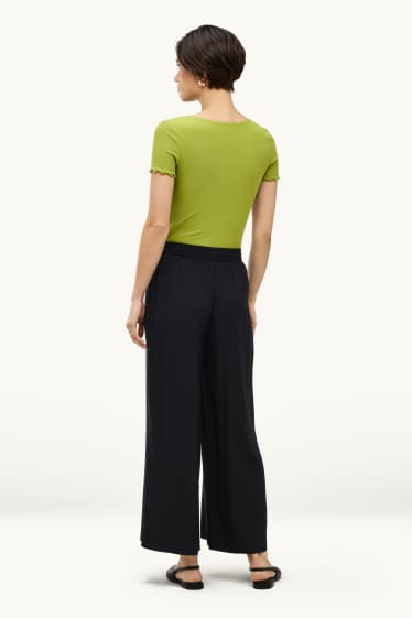 Damen - Crop Stoffhose - High Waist - Wide Leg - schwarz