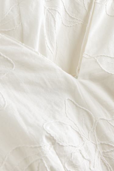 Damen - Kleid mit V-Ausschnitt - geblümt - weiß