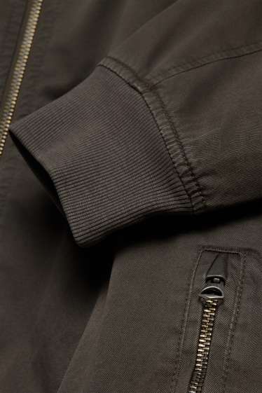 Herren - Jeans-Bomberjacke - dunkelgrün
