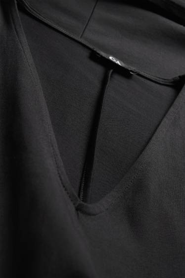 Women - Fit & flare dress with V-neck and belt - black