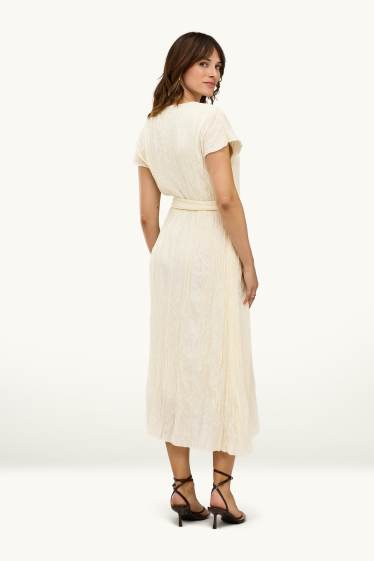 Femmes - Robe à col V - crème