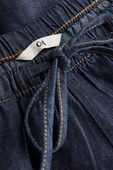 Donna - Shorts di jeans - vita media - jeans blu scuro
