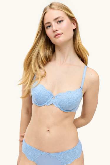 Dames - BH met beugels - DEMI - voorgevormd - broderie Anglaise - lichtblauw