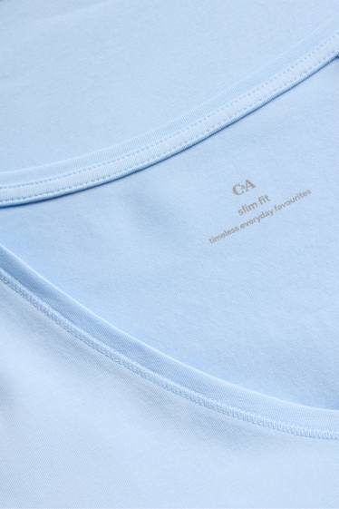Damen - T-Shirt mit V-Ausschnitt - Slim Fit - hellblau