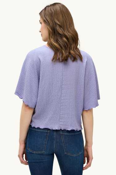 Damen - T-Shirt - Regular Fit - gesmokt - flieder