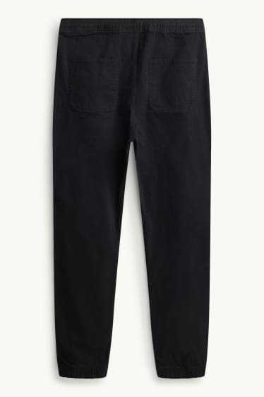 Men - Chinos - tapered fit - black