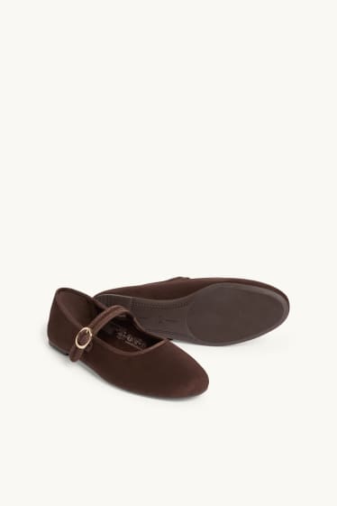 Women - Ballerinas - faux suede - brown