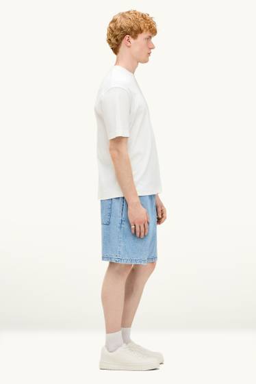 Herren - Jeans-Shorts - helljeansblau