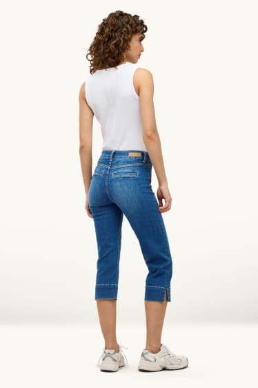 Women - Capri jeans - mid-rise waist - slim fit - LYCRA® - blue denim