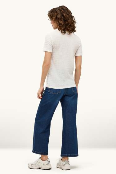 Women - Cropped wide leg jeans - high waist - blue denim
