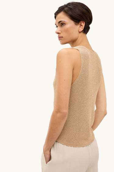 Femmes - Gilet sans manches en maille - finition côtelée - beige