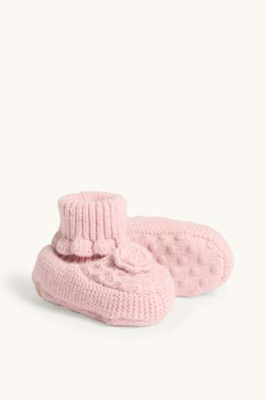Baby: meisjes - Bloemetje - babysloffen - roze