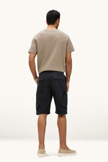 Herren - Jeans-Cargo-Bermudas - schwarz