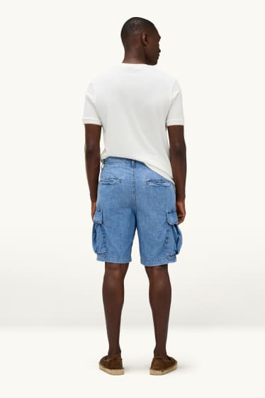 Hommes - Short cargo en jean - mid waist - bleu clair