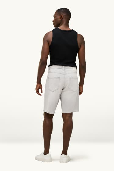 Herren - Jeans-Shorts - helljeansgrau