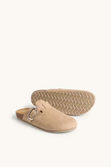 Femmes - Sandales - matière synthétique - beige
