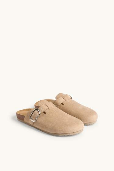 Femmes - Sandales - matière synthétique - beige