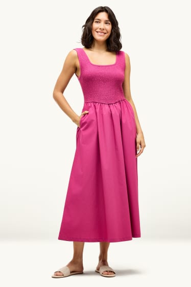 Dámské - Šaty fit & flare - s žabičkováním - růžová