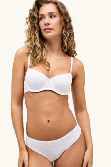 Femmes - Culotte en pointelle - blanc