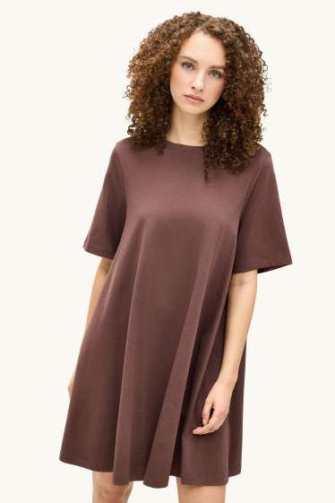 Dames - T-shirt-jurk - bruin