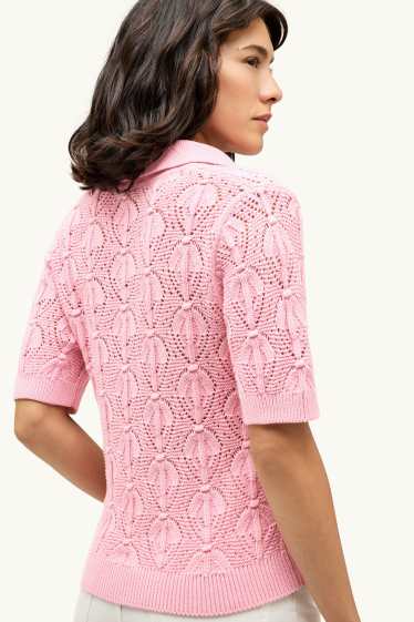 Women - Knitted jumper - short sleeve - rose