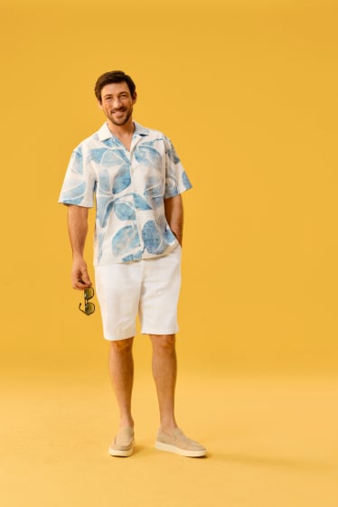 Uomo - Camicia - loose fit - revers - fantasia - bianco / azzurro