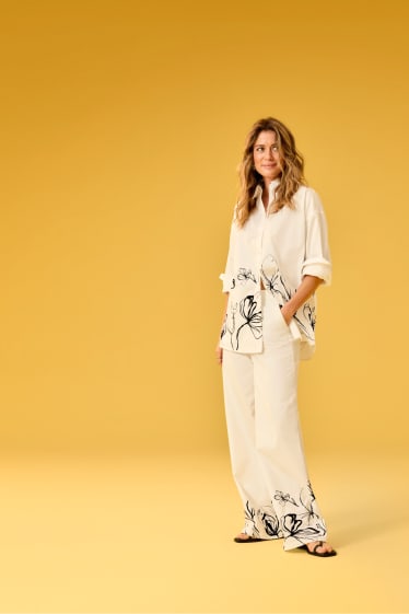 Dames - Blouse - gebloemd - wit
