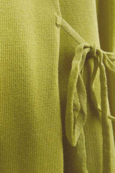 Damen - Strickpullover - kurzarm - senfgelb