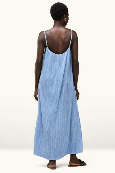 Damen - Kleid - gestreift - strukturiert - blau / weiß