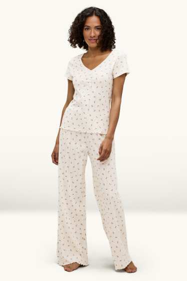 Women - Pointelle pyjamas - floral - creme