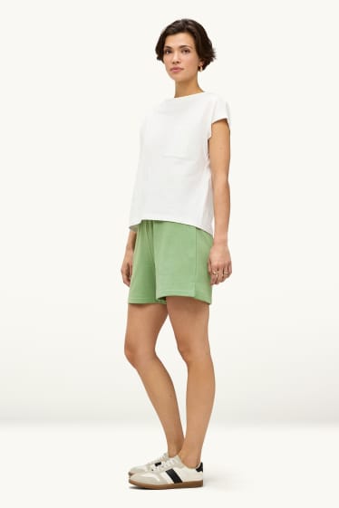 Damen - Sweatshorts - grün