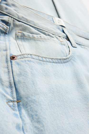 Bărbați - Relaxed jeans - albastru deschis