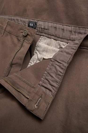 Men - Chinos - regular fit - brown