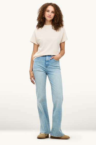 Damen - Flared Jeans - High Waist - LYCRA® - helljeansblau
