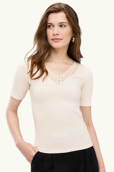 Damen - T-Shirt mit V-Ausschnitt - Regular Fit - gerippt - cremeweiß