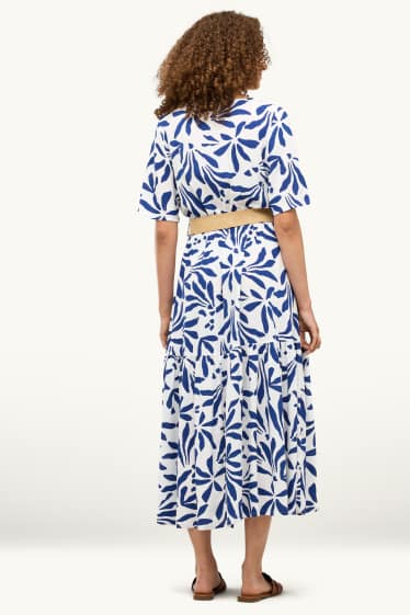 Women - Fit & flare dress with belt - floral - blue / white