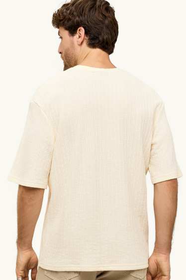 Uomo - T-shirt - relaxed fit - tessuto tramato - crema
