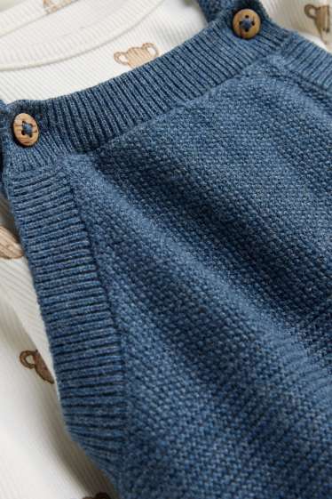 Baby: jongens - Beertje - newbornoutfit - 2-delig - blauw / wit