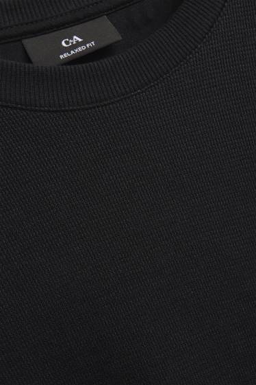 Men - T-shirt - black